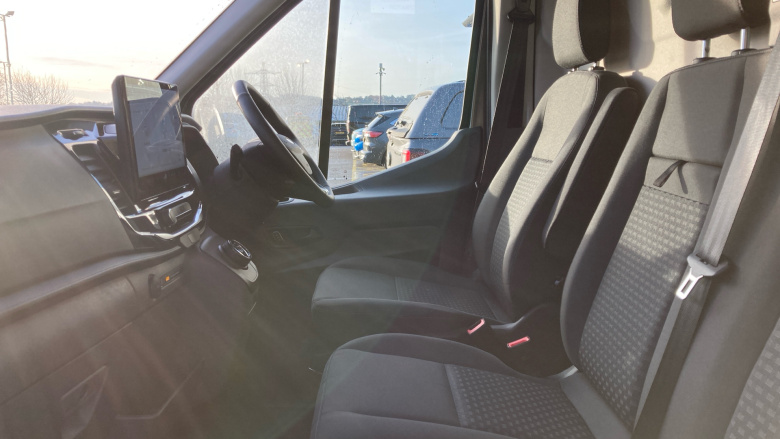 Ford Transit E-350 L3 Rwd 135kW 68kWh H2 Trend Van Auto